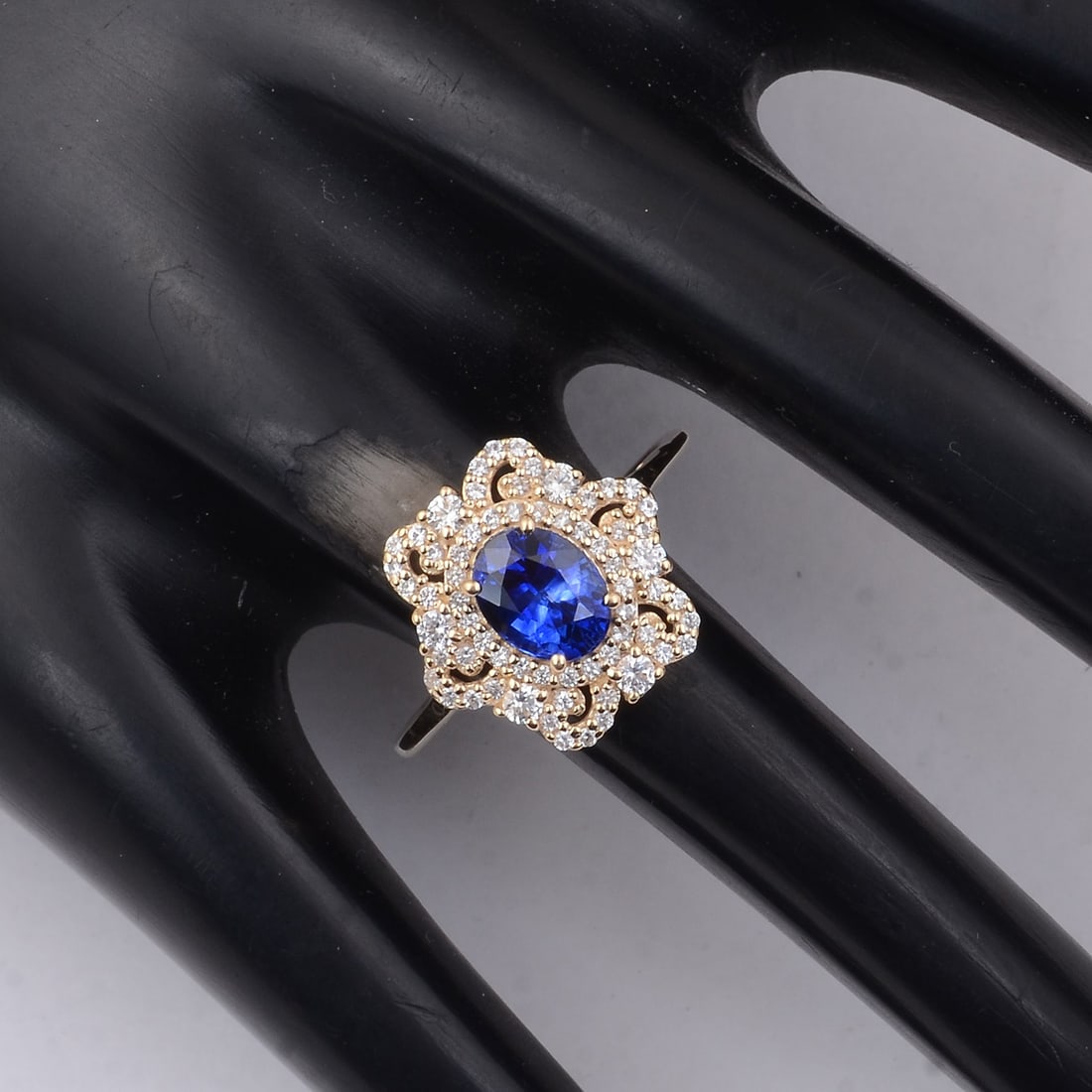 1.82 Ct Oval Sapphire 9K Gold Ring - 2
