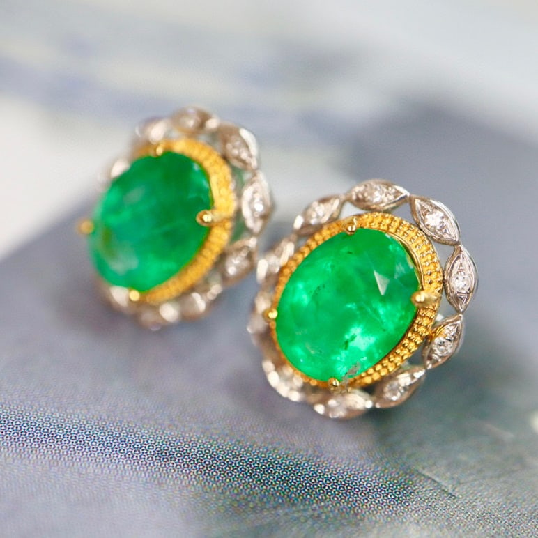 14K GOLD 1.48 CTW VIVID GREEN NATURAL EMERALD & DIAMOND EARRINGS - 4