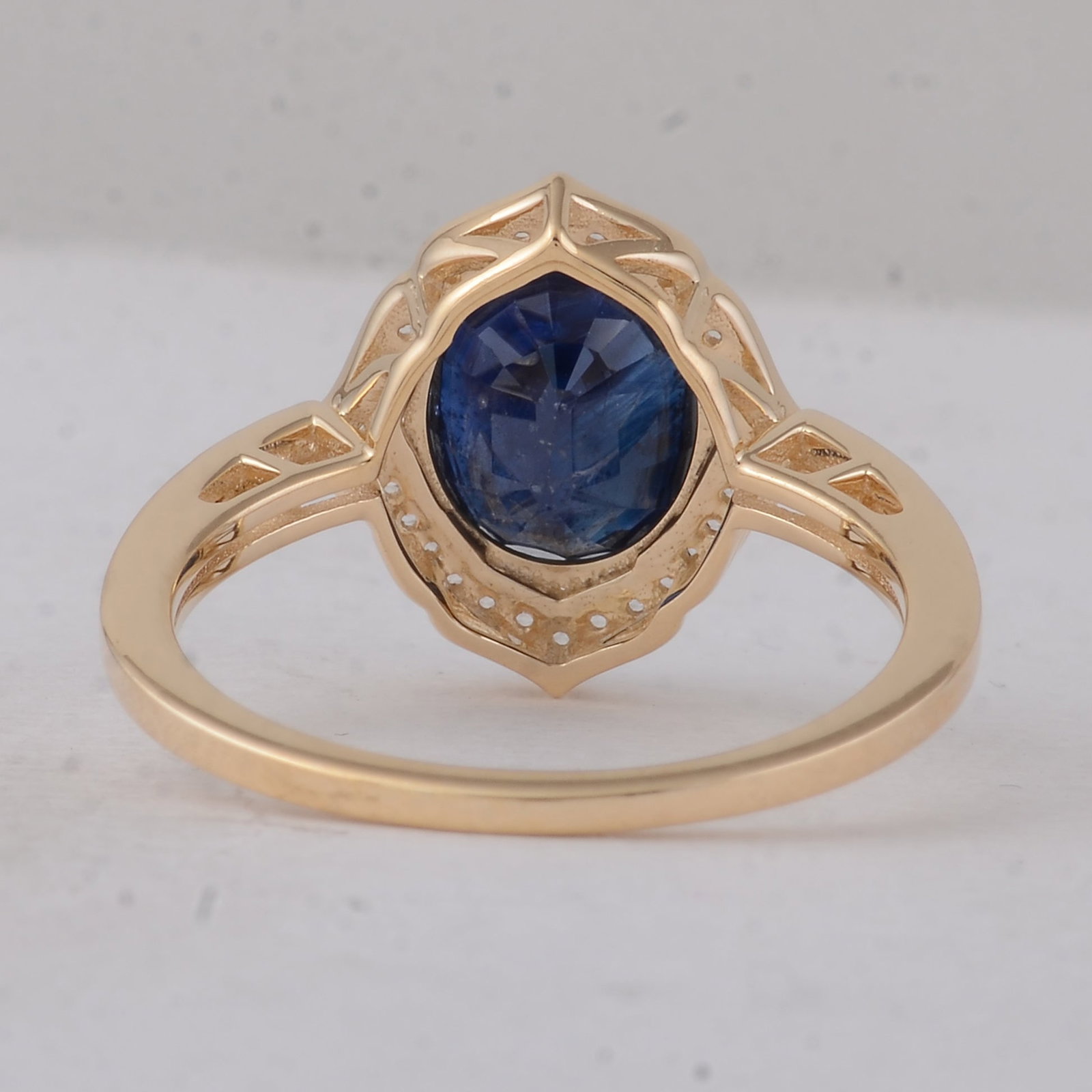 3.06 Ct Oval Sapphire 9K Gold Ring - 3