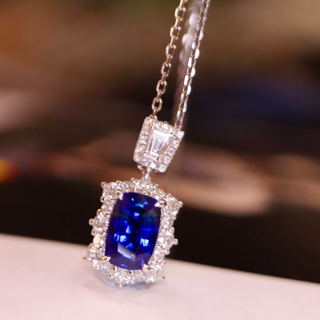 14K GOLD 1.83 CTW NATURAL SAPPHIRE & DIAMOND PENDANT - 5