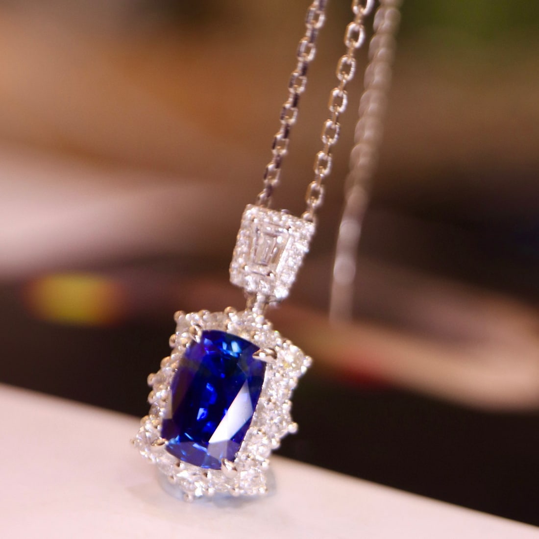14K GOLD 1.83 CTW NATURAL SAPPHIRE & DIAMOND PENDANT - 6