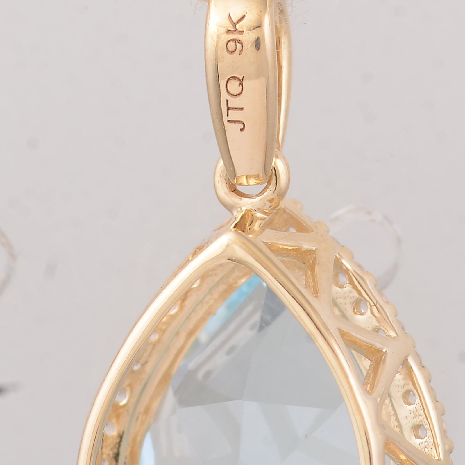 4.11 Ct Pear Aquamarine 9K Gold Pendant - 5