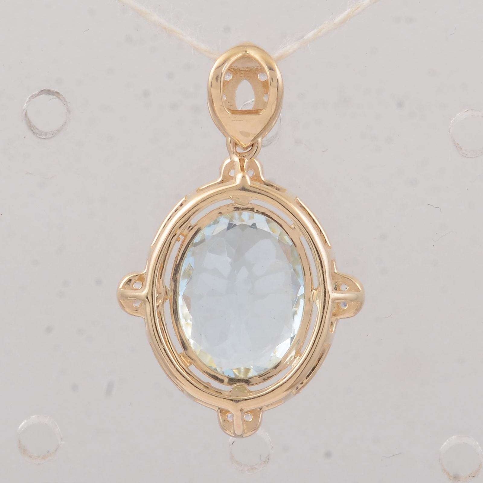 2.27 Ct Oval Aquamarine 9K Gold Pendant - 2