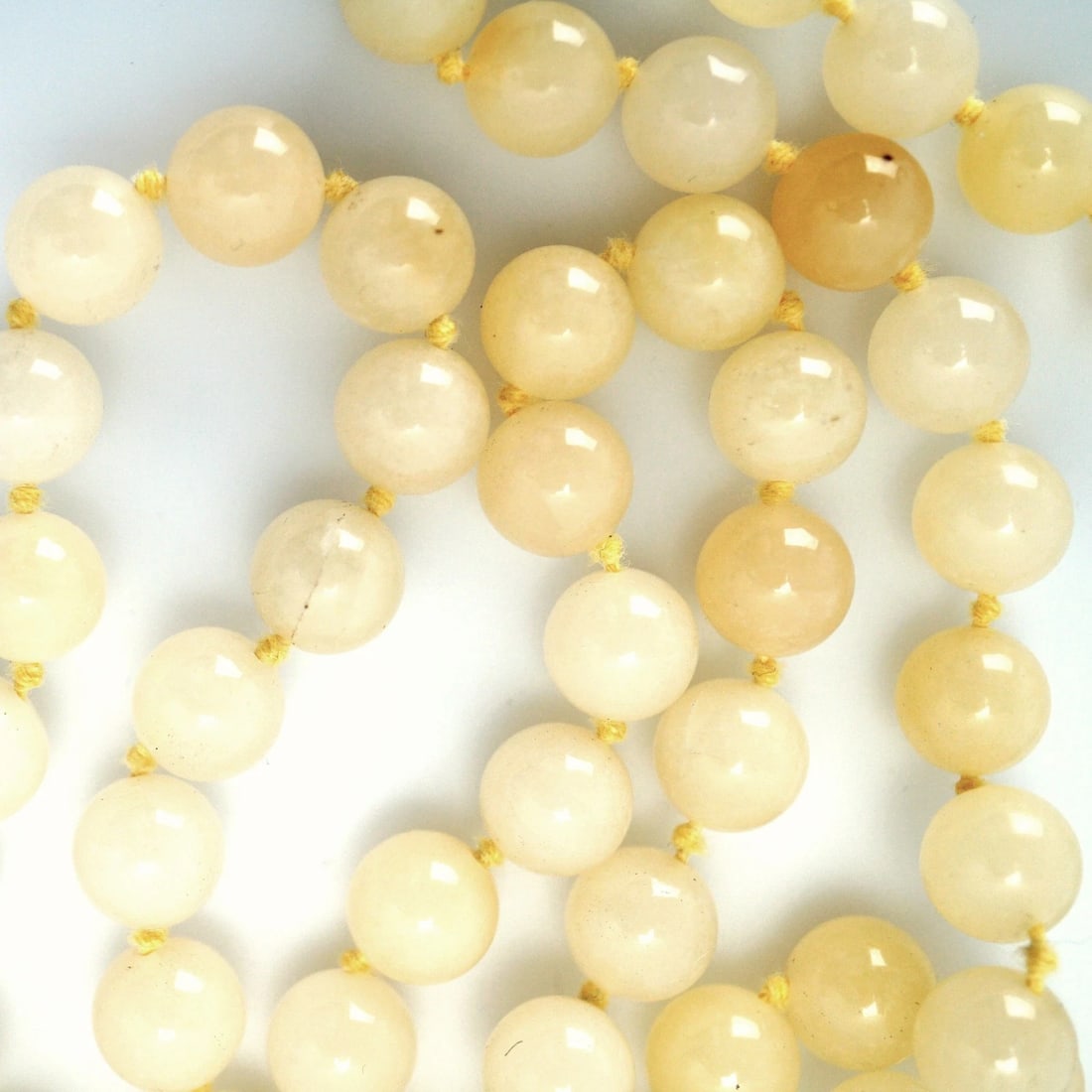 Vintage 32 in White Hardstone Bead Necklace - 7