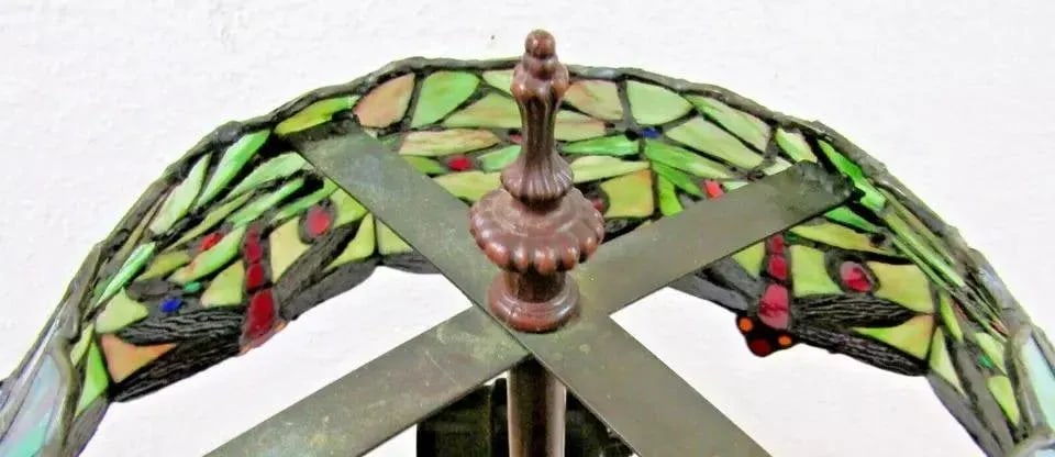 1980s Tiffany Style Dragonfly Stained Glass Body and Shade Dual Light Table Lamp - 6