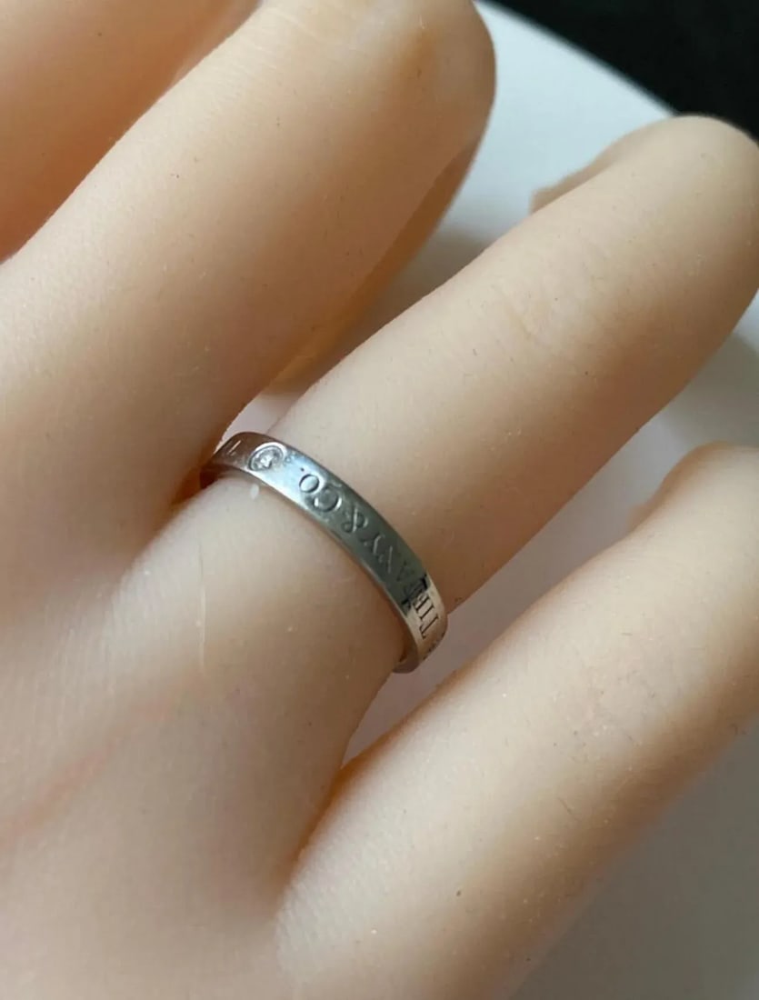 Tiffany Co Vintage Platinum Diamond 0.15 Carat Band No 85 Finger Size 5 - 2