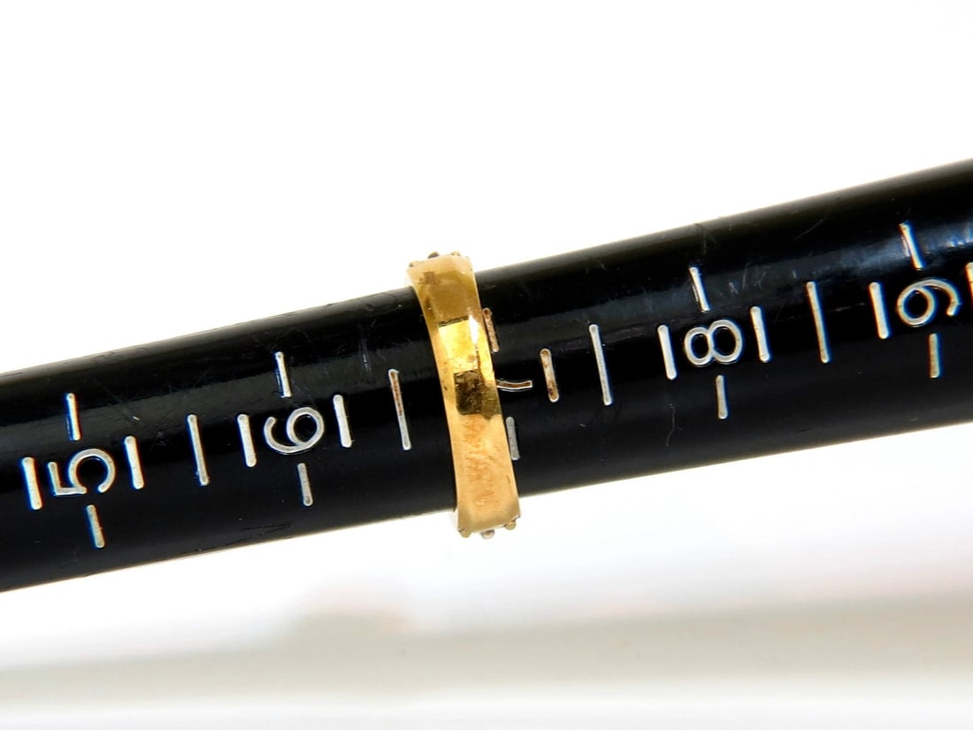 18KT .73CT ROUND BRILLIANT DIAMOND RING + VENETIAN PRIME DECO H/VS+ - 10