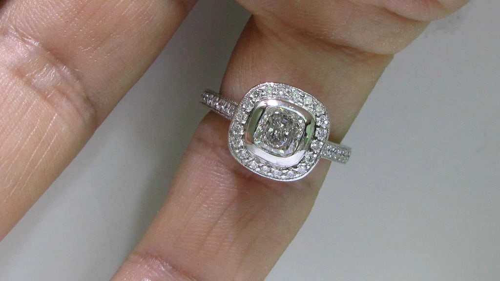 GIA 2.63CT HALO CUSHION CUT DIAMOND RING PLATINUM I/VS1+ - 3