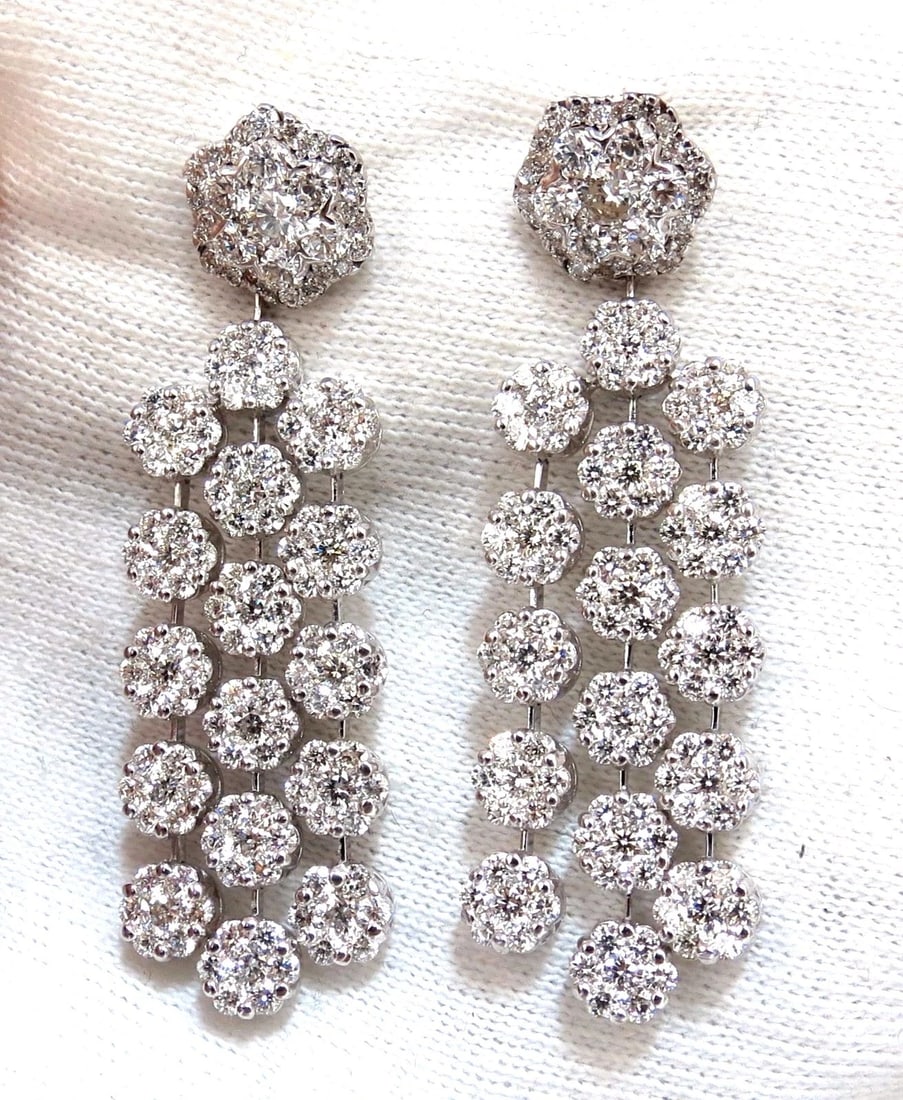 6.50ct. natural round diamonds tier floating clusters dangle earrings g.vs 18kt*: Title: 6.50ct. natural round diamonds tier floating clusters dangle earrings g.vs 18kt* Description: 5 Tier & floating cluster drops. Wide Chandelier earrings. 6.50cts of natural round diamonds: Round