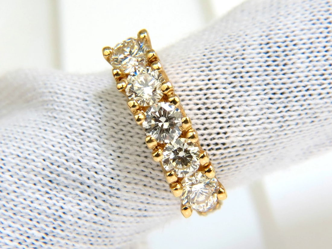 1.82CT DIAMONDS BAND RING WITH PAVE ON SHOULDERS RAISED 14KT+ - 9
