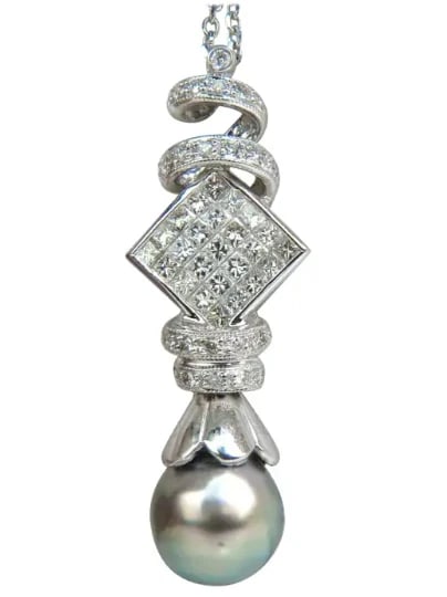 10.50MM NATURAL TAHITIAN PEARL & 1.10CT DIAMONDS PENDANT & NECKLACE 14KT**: Title: 10.50MM NATURAL TAHITIAN PEARL & 1.10CT DIAMONDS PENDANT & NECKLACE 14KT** Description: ONLY MAGNIFICENT JEWELS 10.50mm Natural Grey Tahitian pearl. Excellent silvery Gray over tone AAA Rating