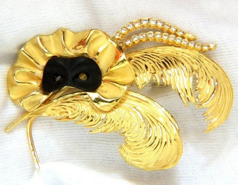 18KT SIGNED 1.00ct. DIAMONDS THEATER EYE MASK FEATHER PEACOCK PIN** - 4
