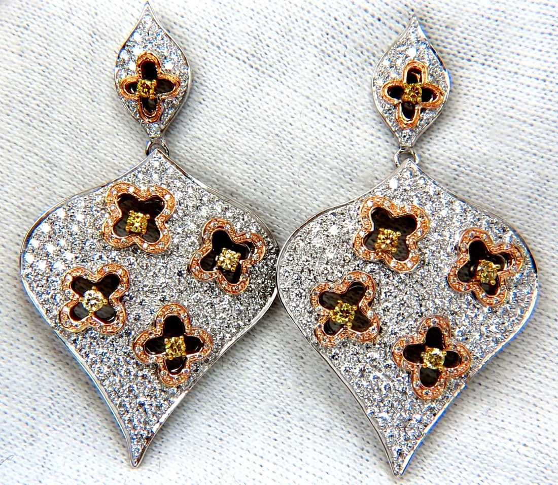 4.30ct Natural diamonds Dangle Spade form Earrings 18 Karat**: Title: 4.30ct Natural diamonds Dangle Spade form Earrings 18 Karat** Description: MAGNIFICENT JEWELS Dangling Diamonds Spade Flame Deco Earrings 4.30ct. Full cut Rounds, brilliants natural diamonds &