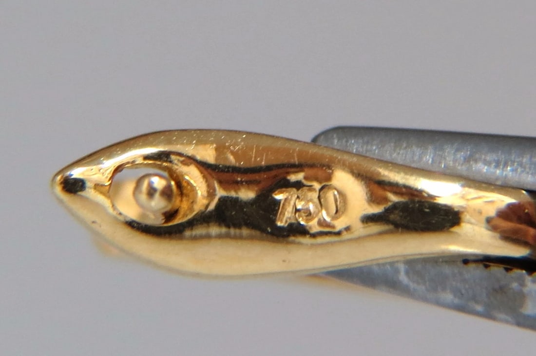 Cosmopolitan Mod X Diamond dangle earrings 14kt** - 5