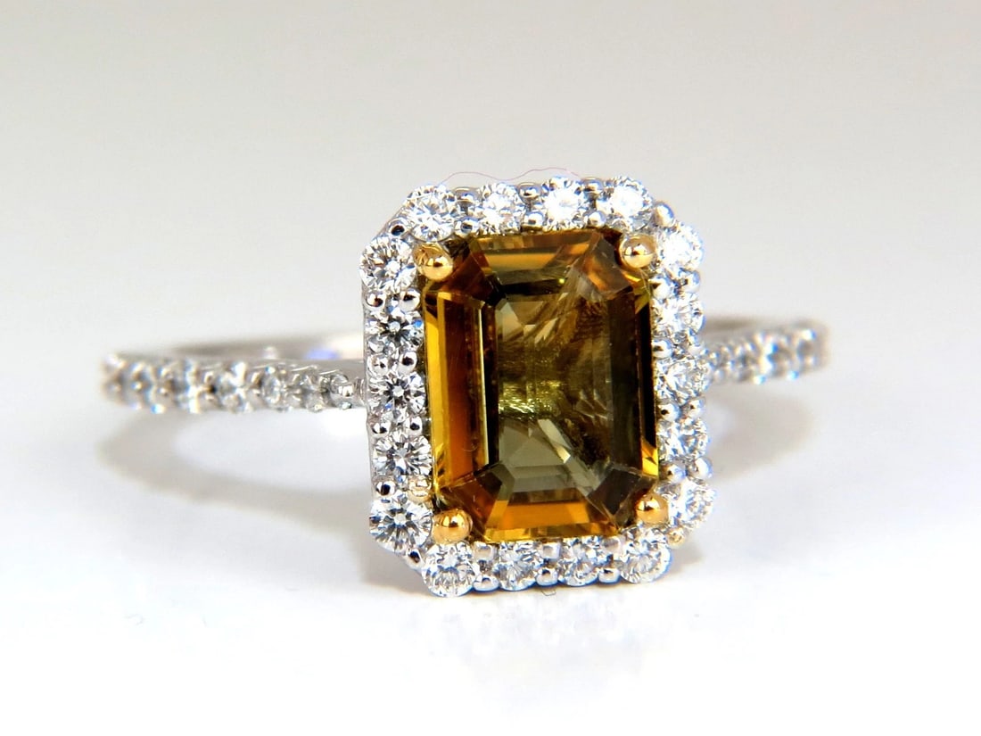 2.60ct natural vivid golden sapphire diamonds ring 14kt halo classic: Title: 2.60ct natural vivid golden sapphire diamonds ring 14kt halo classic Description: 1.80ct. Natural Golden Yellow Brown sapphire ring. Vivid color Clean clarity. Emerald, full cut 8.6 X 6.5mm Tra