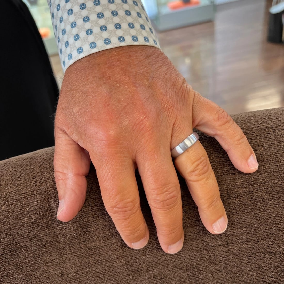 Men's Silver Satin Finish Wedding Band Ring Tungsten Carbide, Size 10, 6 mm - 4