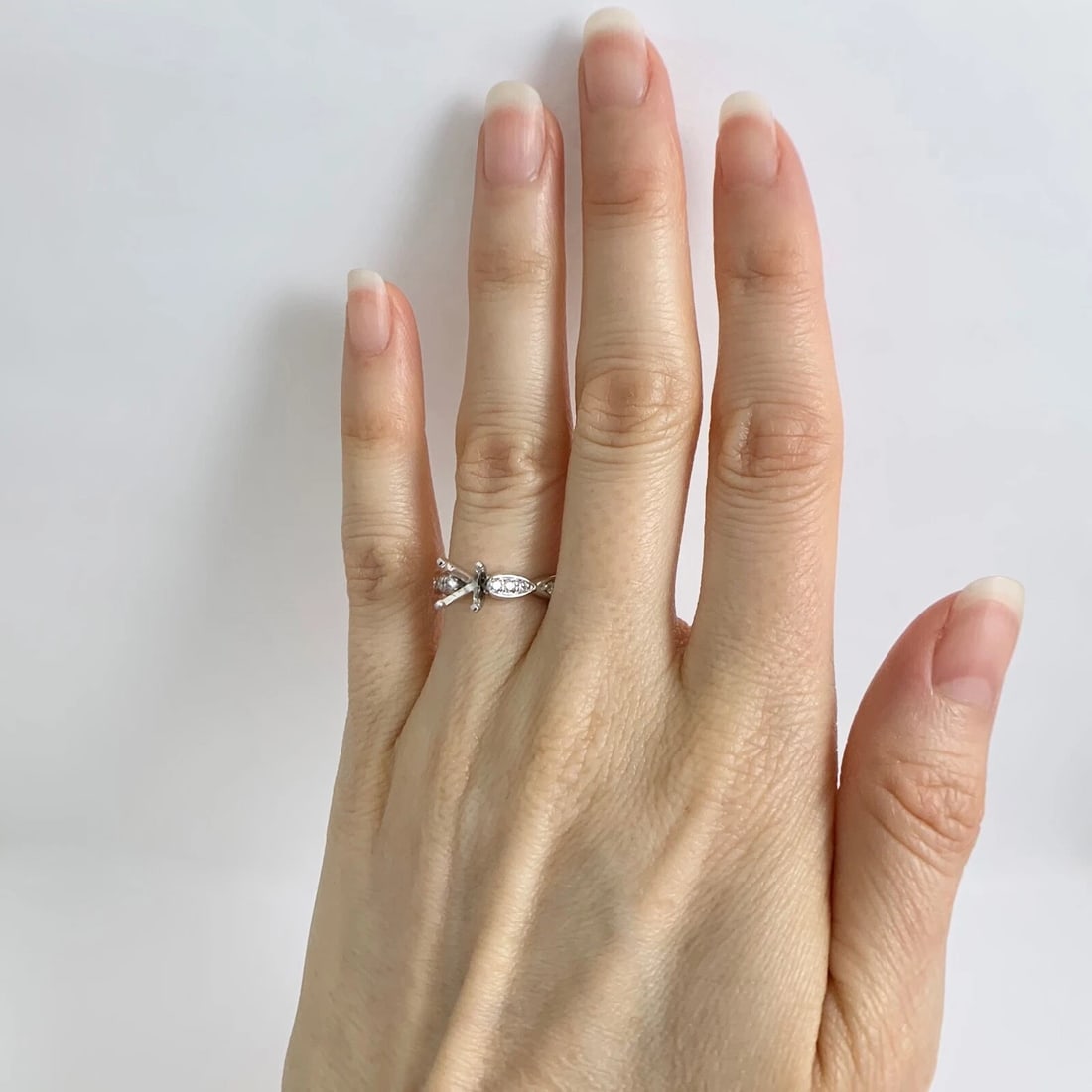 Scalloped Diamond Engagement Ring Setting Mounting 14K White Gold, .18 CTW - 3