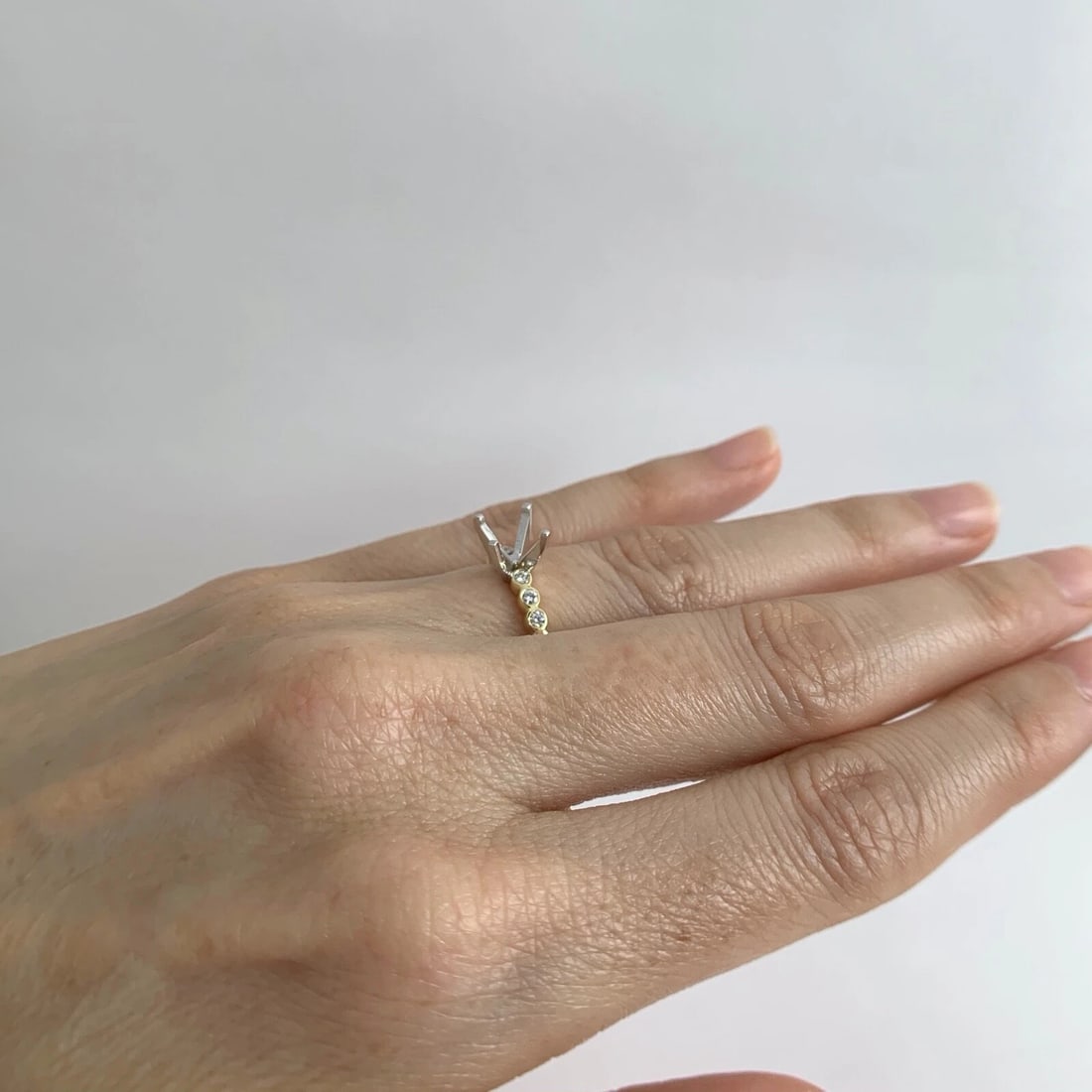 Bezel Diamond Engagement Ring Setting Mounting 18K Yellow Gold, 3.21 Grams - 4