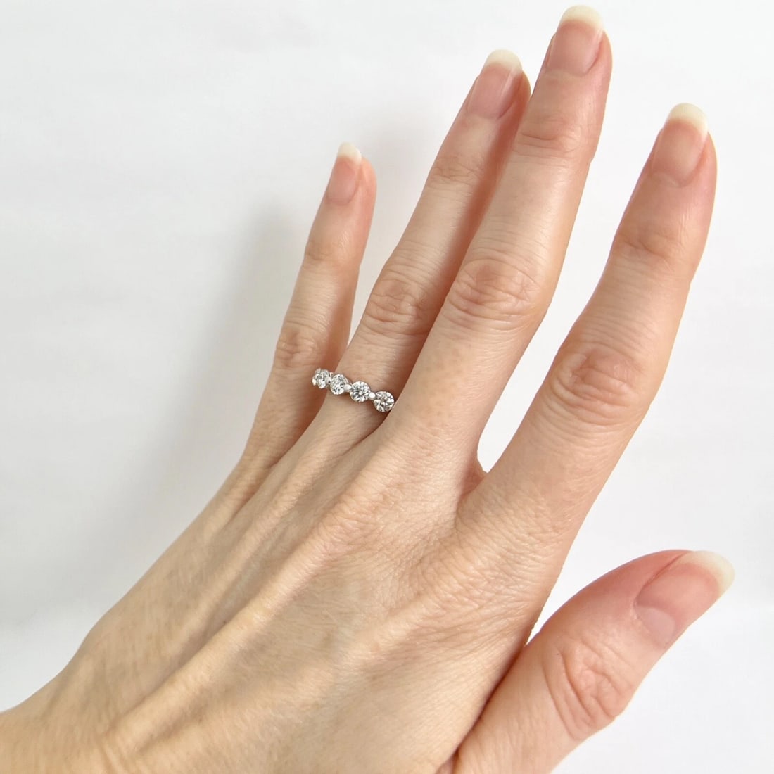 5-Stone Round Diamond Wedding Band Anniversary Ring 14K White Gold, 1.04 CTW - 5