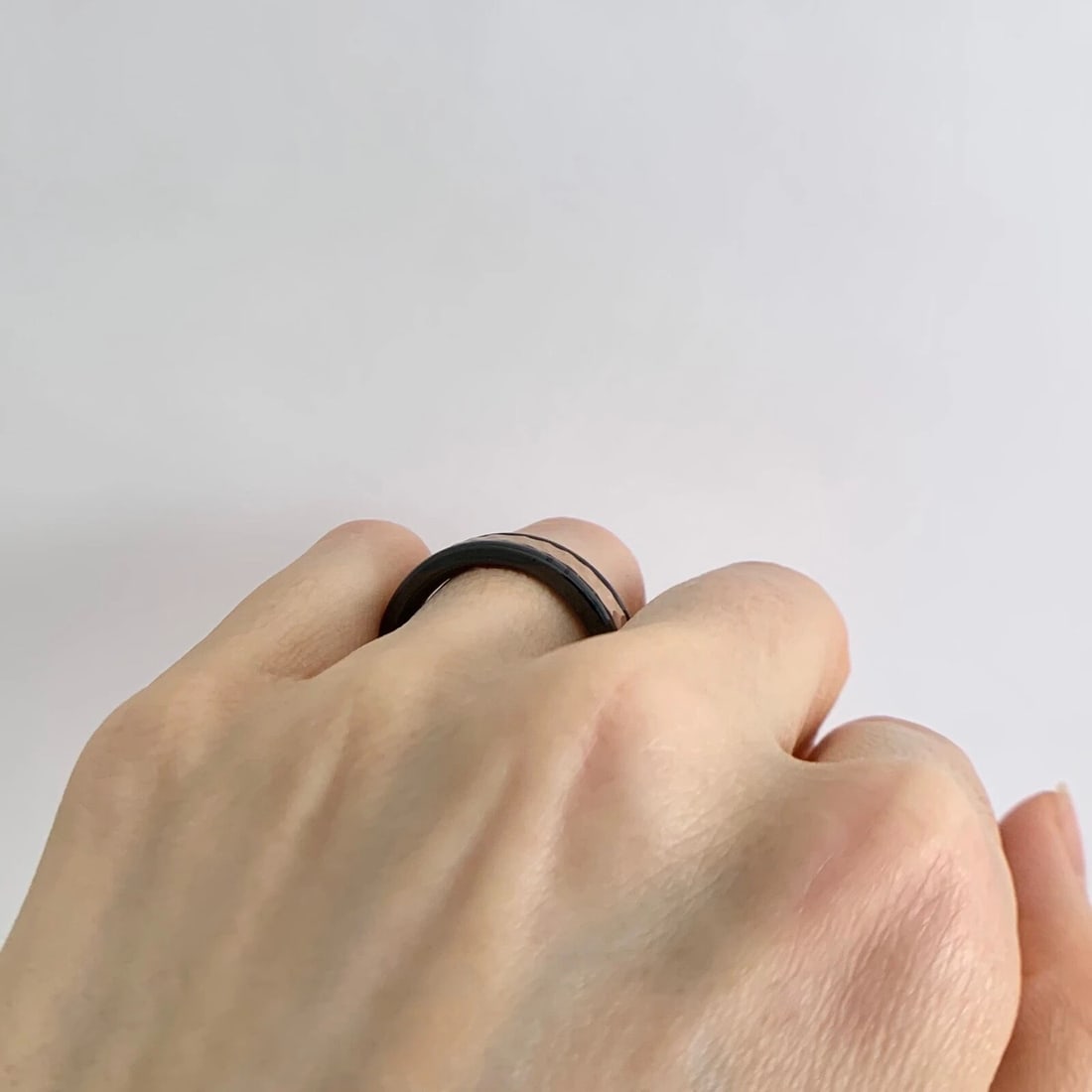 Men's Hammered 14K Rose Gold Black Tungsten Wedding Band Ring, Size 10, 6 mm - 6