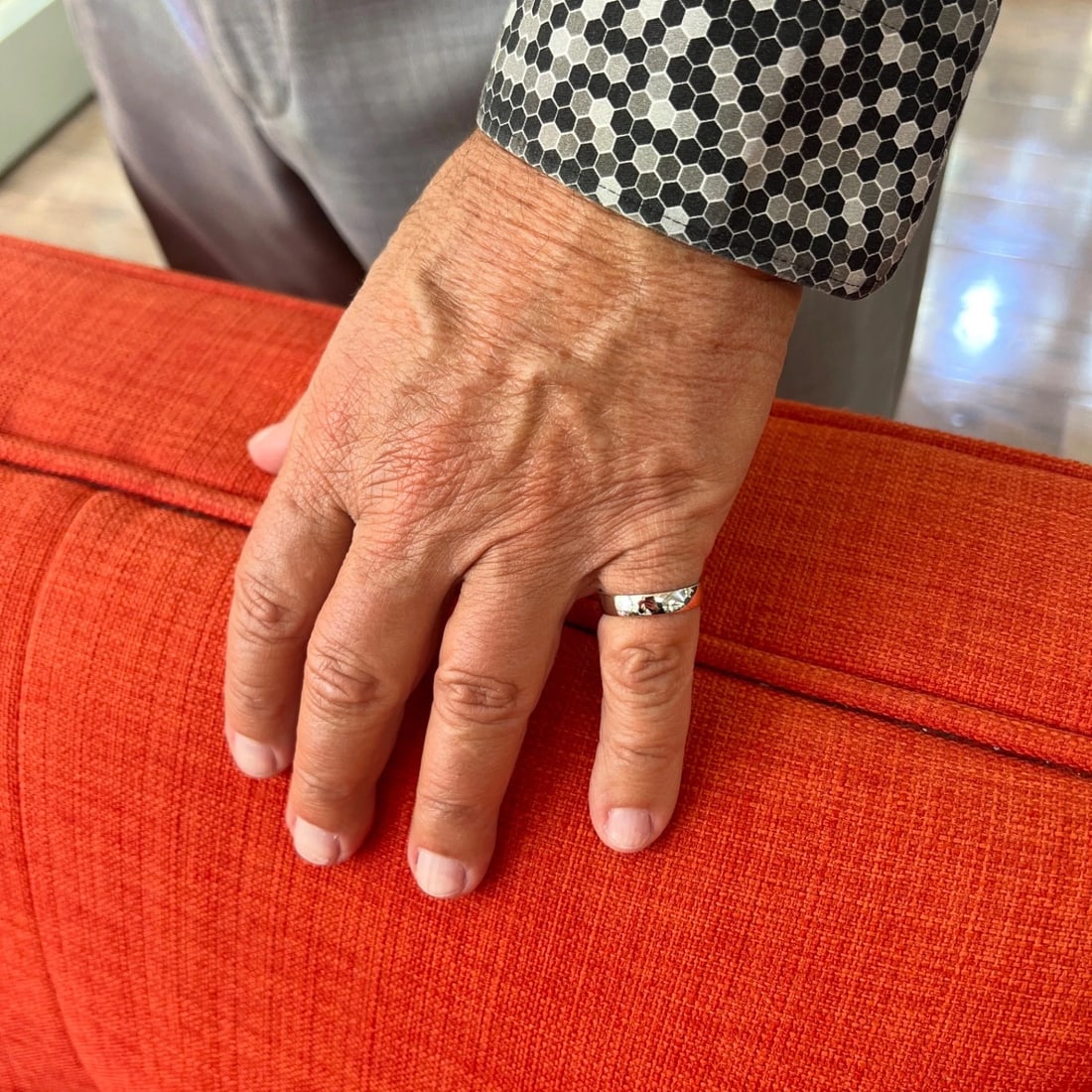 Men's Classic Comfort Fit Wedding Band Ring 14K White Gold, Size 9, 4.5 mm - 2