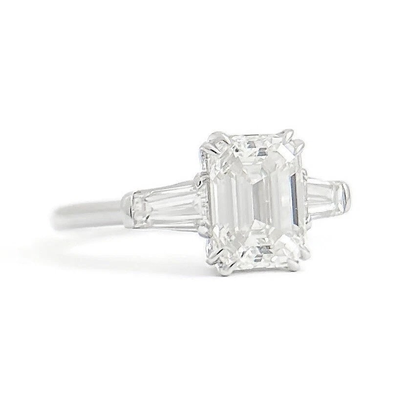 GIA Emerald Cut Baguette Diamond Engagement Ring 14K White Gold, 1.80 CTW: GIA Emerald Cut Baguette Diamond Engagement Ring 14K White Gold, 1.80 CTW This is a beautiful diamond engagement ring! Diamonds: 1.80 ctw; 1 emerald cut 1.40 ct, J, VS1; 2 baguettes .40 ctw, I, VS1-VS