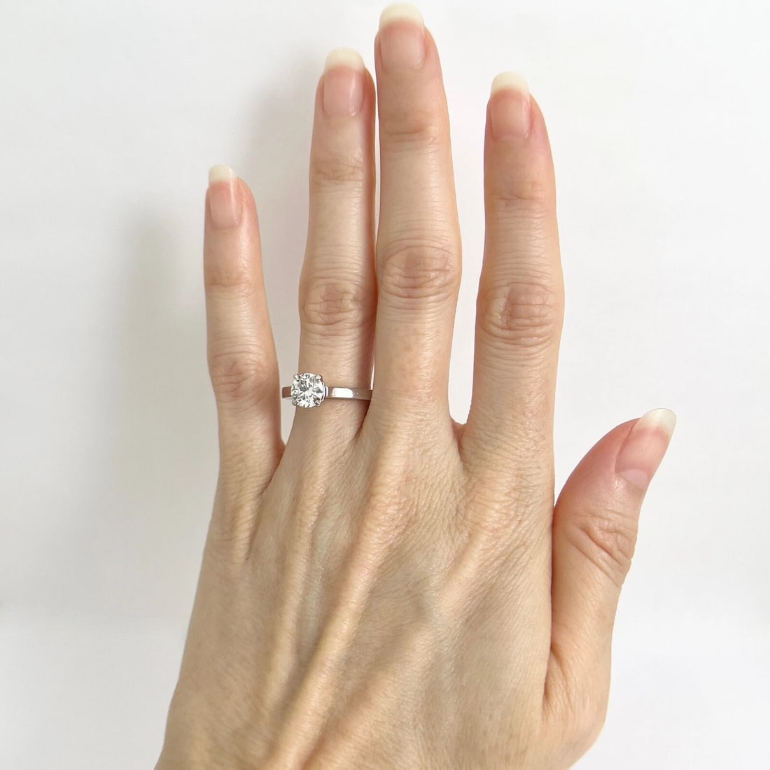 Round Solitaire Diamond Engagement Ring Platinum, 1.01 CT, 5.52 Grams - 2