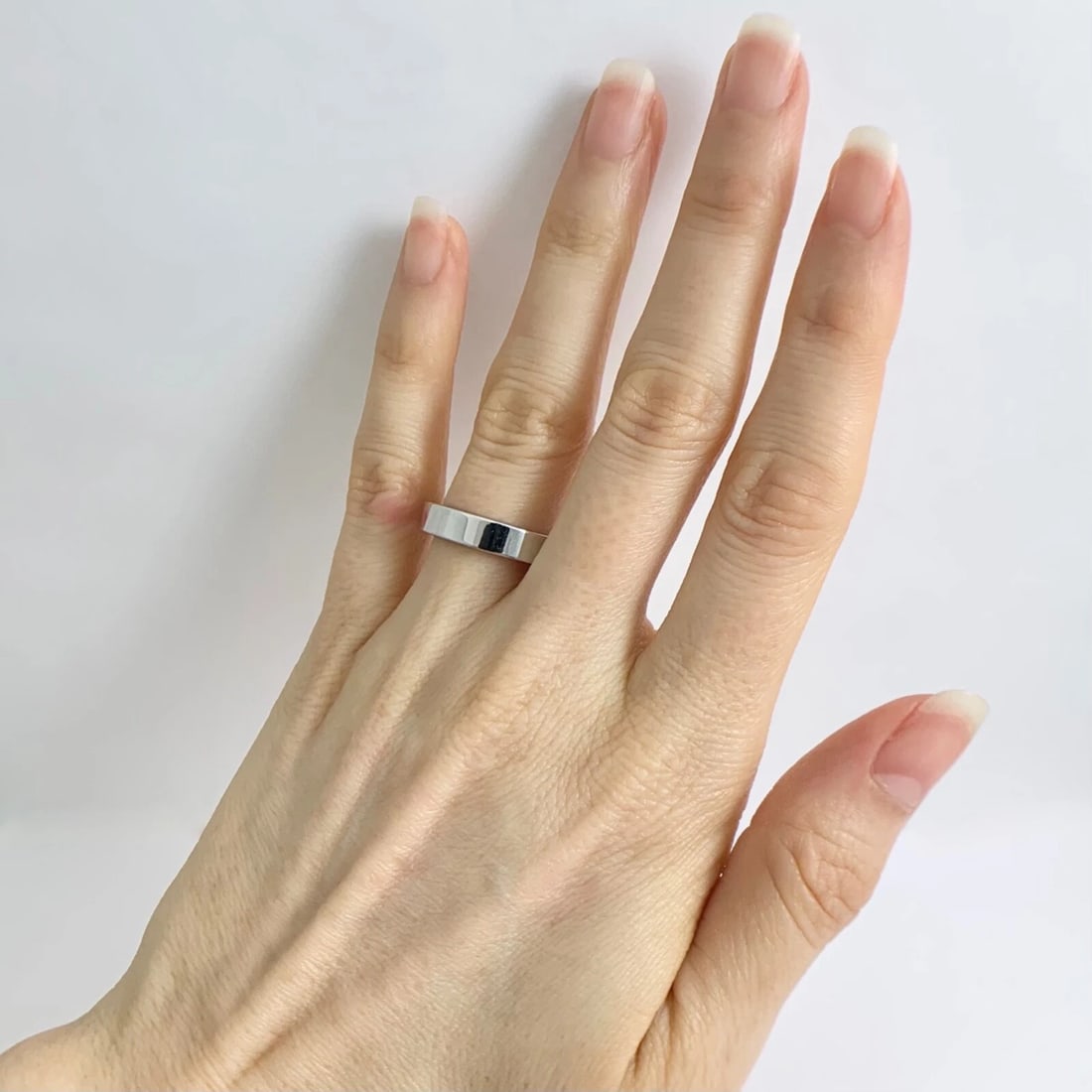 Men's Plain Thick Wedding Band Ring 14K White Gold, Size 7, 4.3 mm, 8.10 Grams - 4