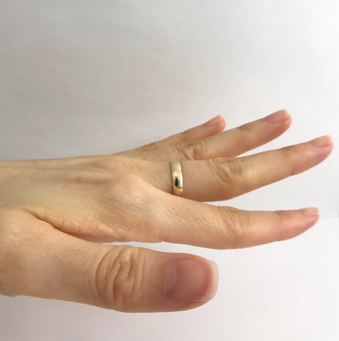 Plain Polished Wedding Band Ring 14K Yellow Gold, Size 5.75, 3.7 mm, 1.98 Grams - 4