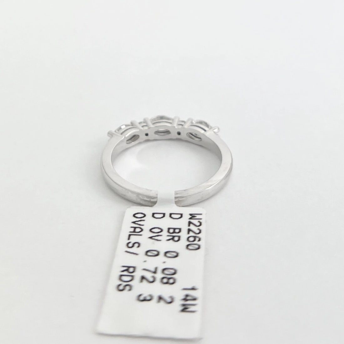 Oval Round Diamond Wedding Band Anniversary Ring 14K White Gold, .80 CTW - 3