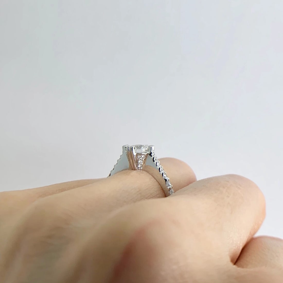 Round Diamond Cross Split Prong Engagement Ring 18K White Gold 1.43 CTW, 4.13 Gr - 5