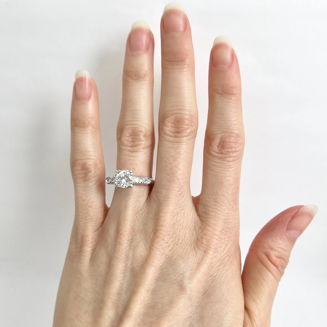 Round Fishtail-Set Diamond Engagement Ring Platinum 1.31 CTW - 2