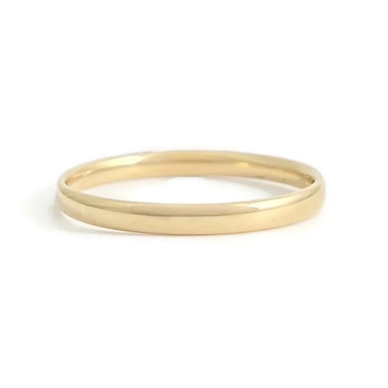 Thin Plain Classic Wedding Band Ring 18K Yellow Gold, Size 7.25, 2.1 mm (1 of 5)