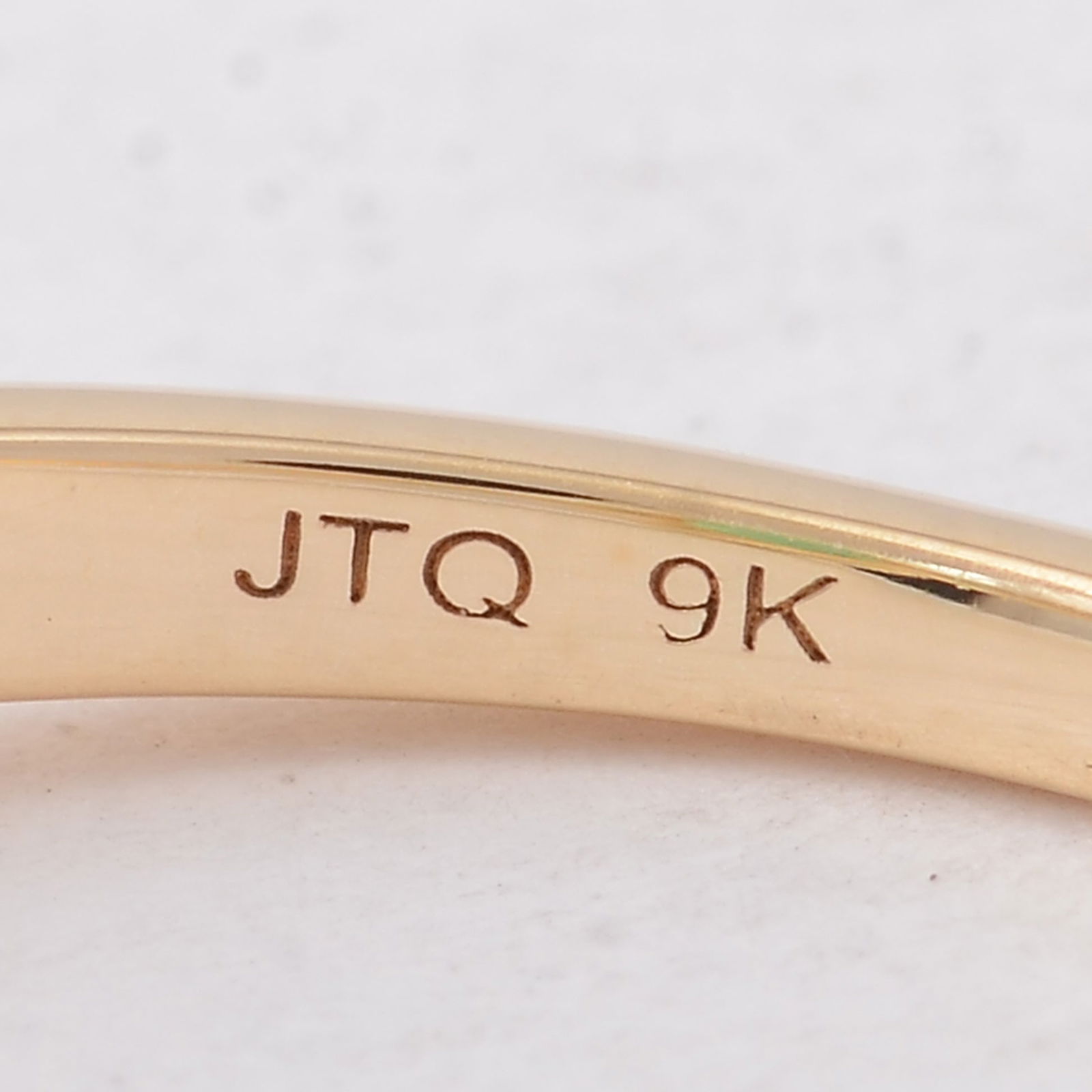 1.58 Ct Round Emerald 9K Gold Ring - 5