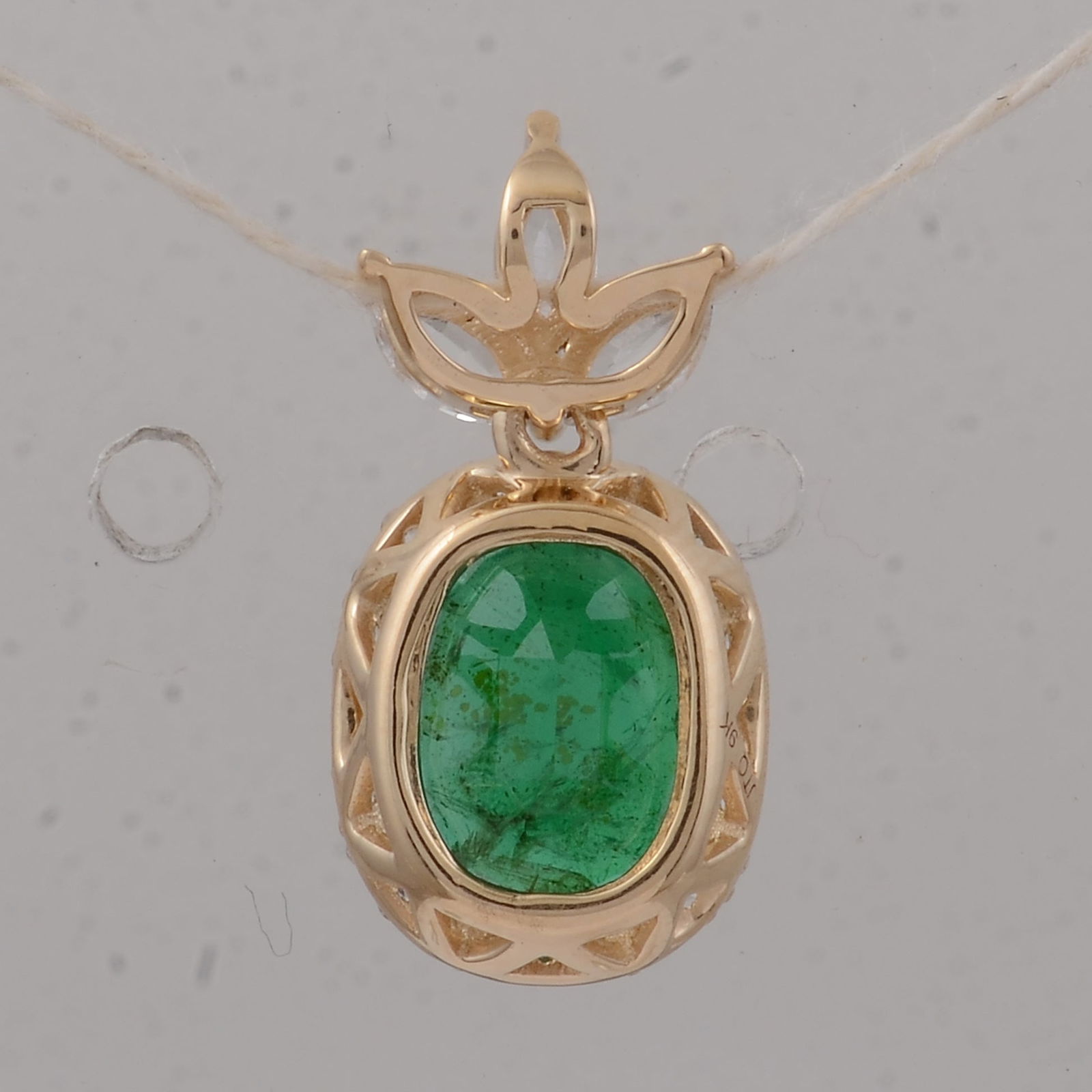 1.95 Ct Oval Emerald 9K Gold Pendant - 2