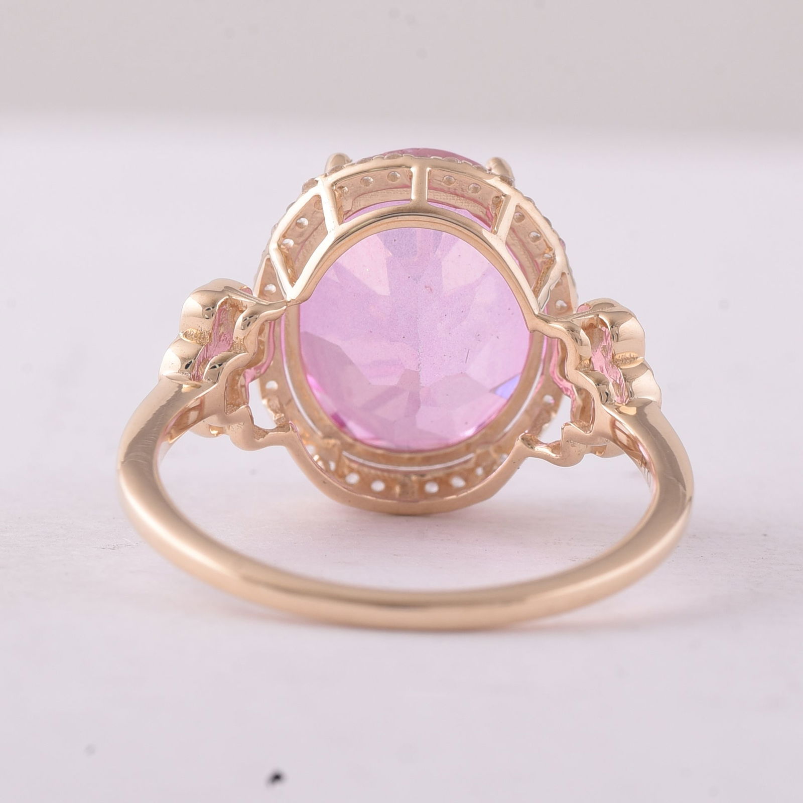5.73 Ct Oval Pink Topaz 9K Gold Ring - 4