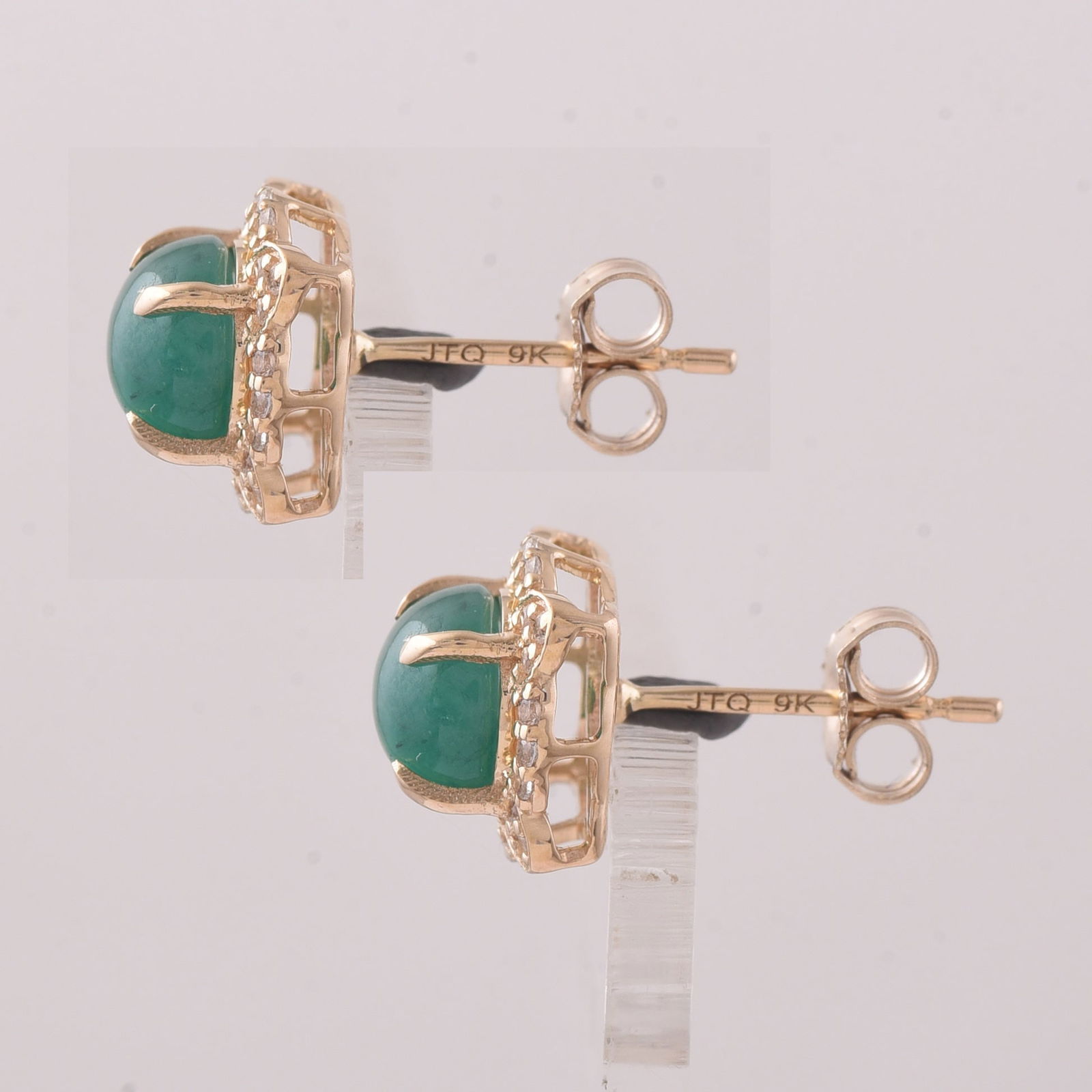 2.25 Ct Round Emerald 9K Gold Earrings - 3