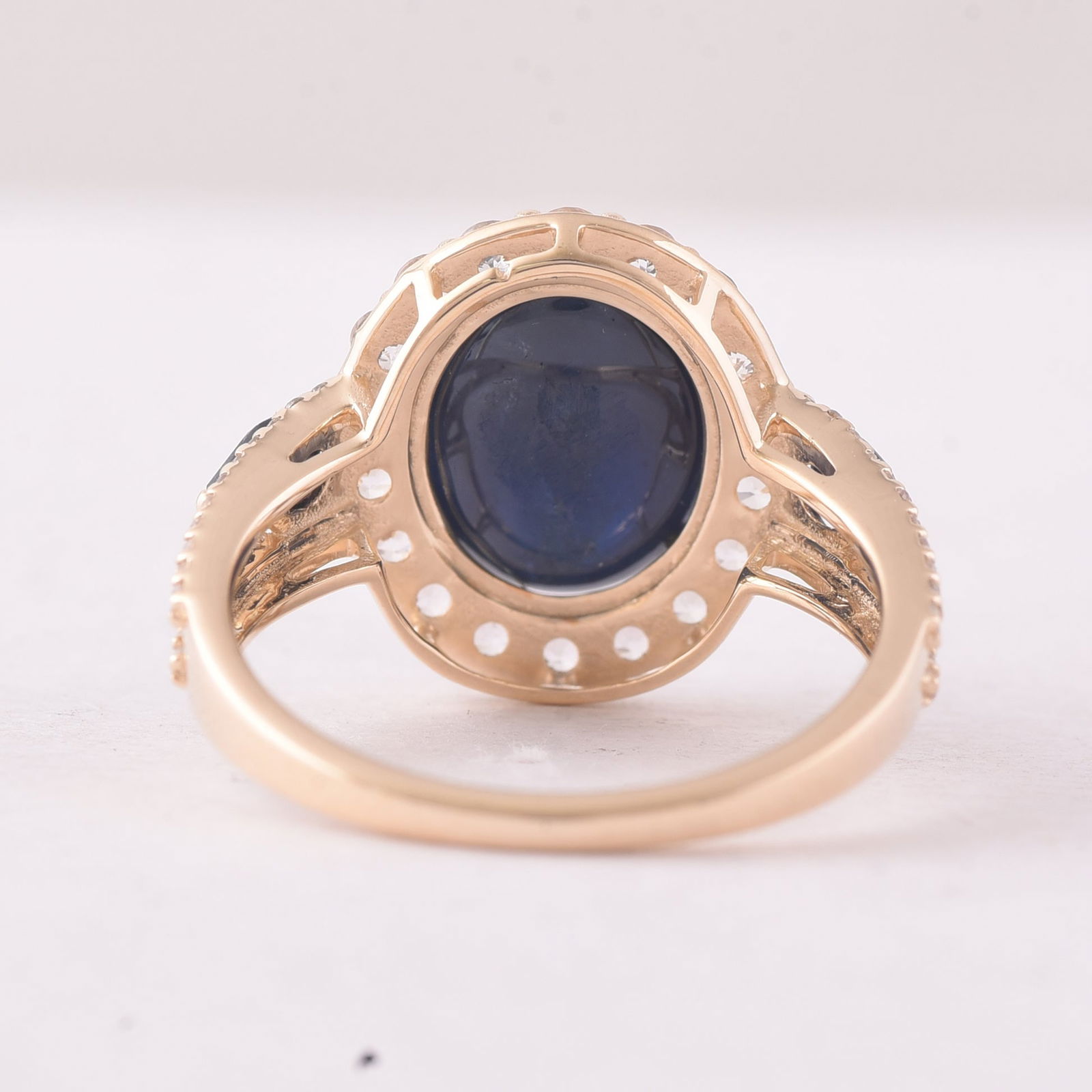 6.30 Ct Oval Sapphire 9K Gold Ring - 3