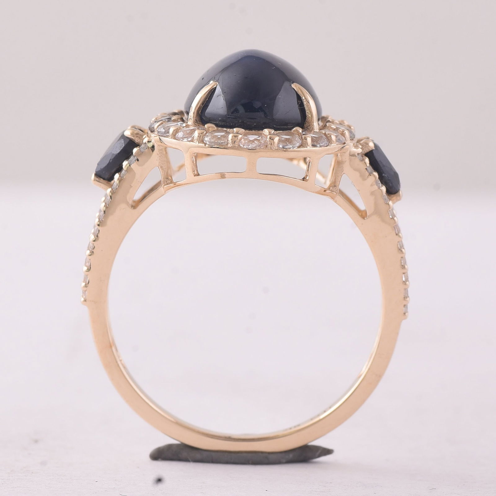 6.30 Ct Oval Sapphire 9K Gold Ring - 4