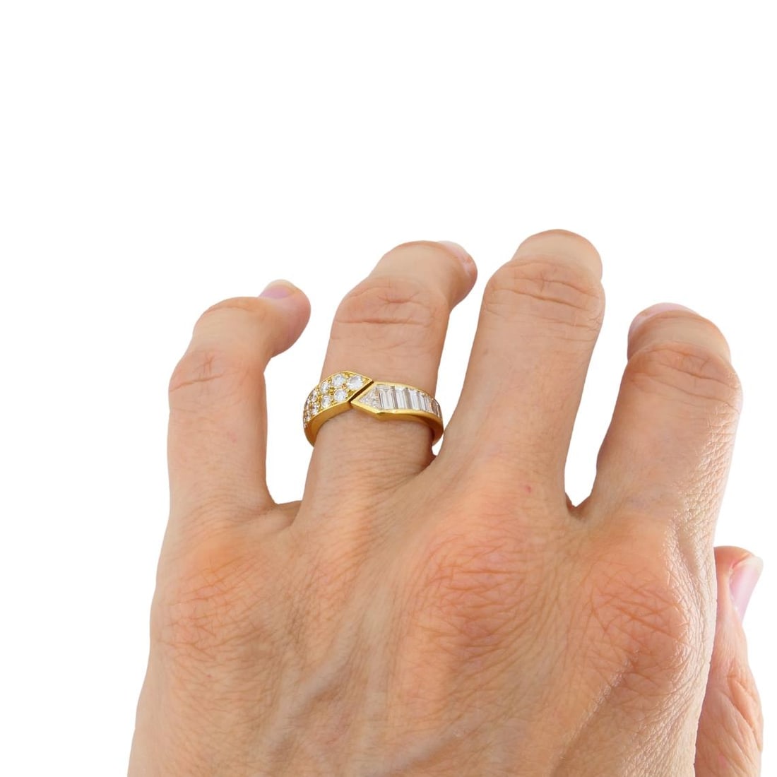 Van Cleef & Arpels 18K Gold Diamond Bypass Ring - 6