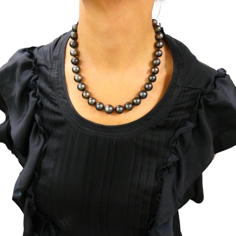 Tahitian Pearl Strand Necklace 14k Gold Clasp - 9