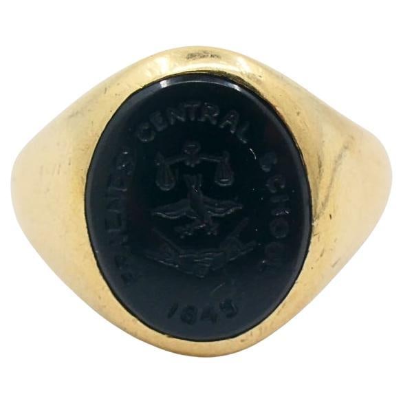 Antique Signet Ring Carved Carnelian 10k Gold: About the Item DESIGNER: Unknown MATERIALS: 10k Gold GEMSTONE: Carnelian WEIGHT: 6.5 Grams RING SIZE: 5.75 MEASUREMENTS: Stone - 3/8" x 1/2" HALLMARKS: 10K, J.E.C.& Co. This circa 1900s signet ring is