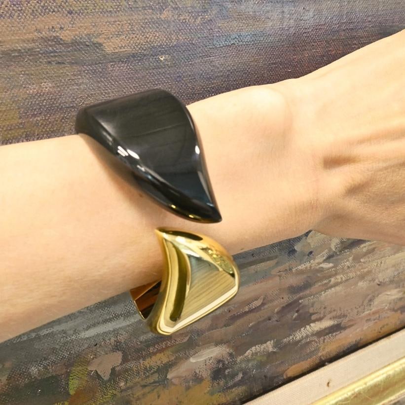 Elsa Peretti for Tiffany & Co. Cuff Bracelet Black Jade 18k Gold - 14