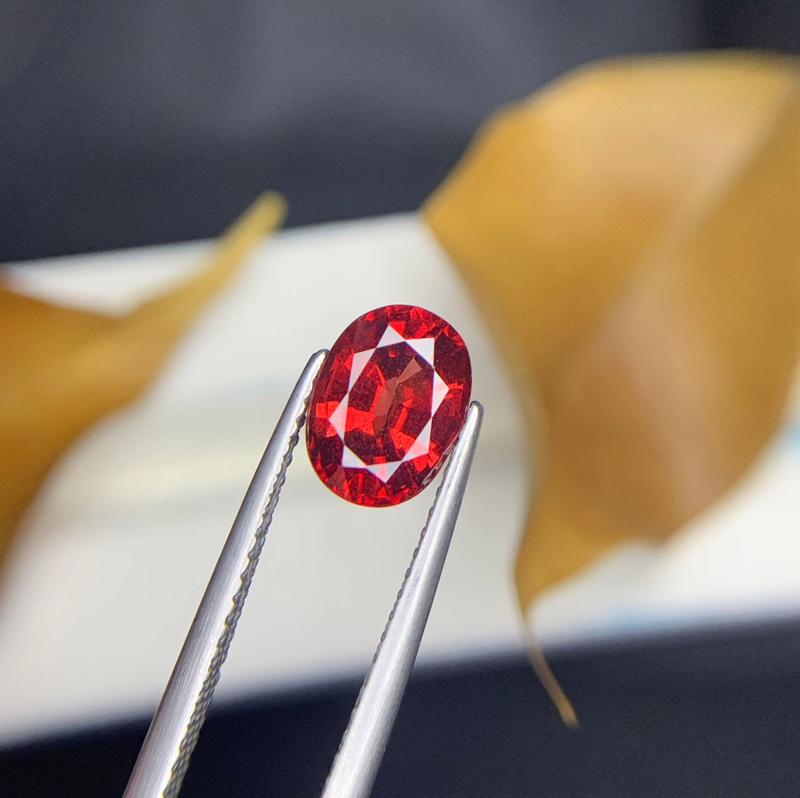 Rhodolite Garnet Gemstone: 2.30 Carat Faceted Oval, January Birthstone - 4