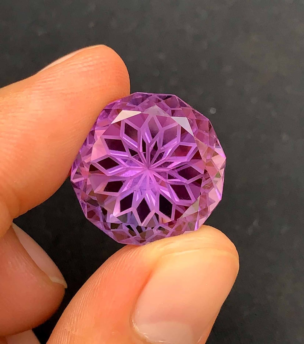 Natural Amethyst Gemstone: Precision Flower Cut, 37.65 Carats - 2