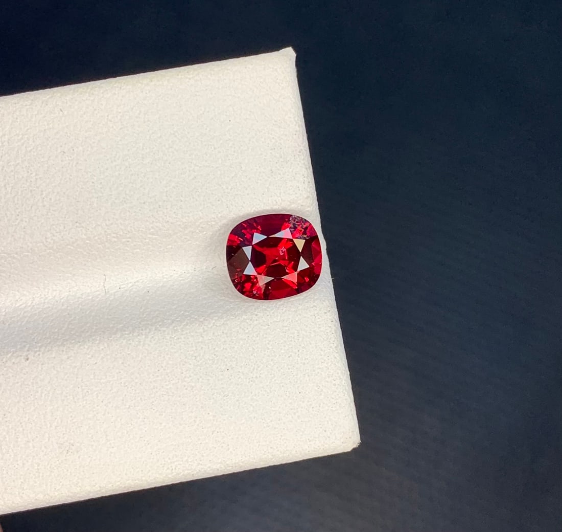 1.70 Carat Natural Unheated Pigeon Blood Burma Spinel Cushion Cut Gemstone - 9