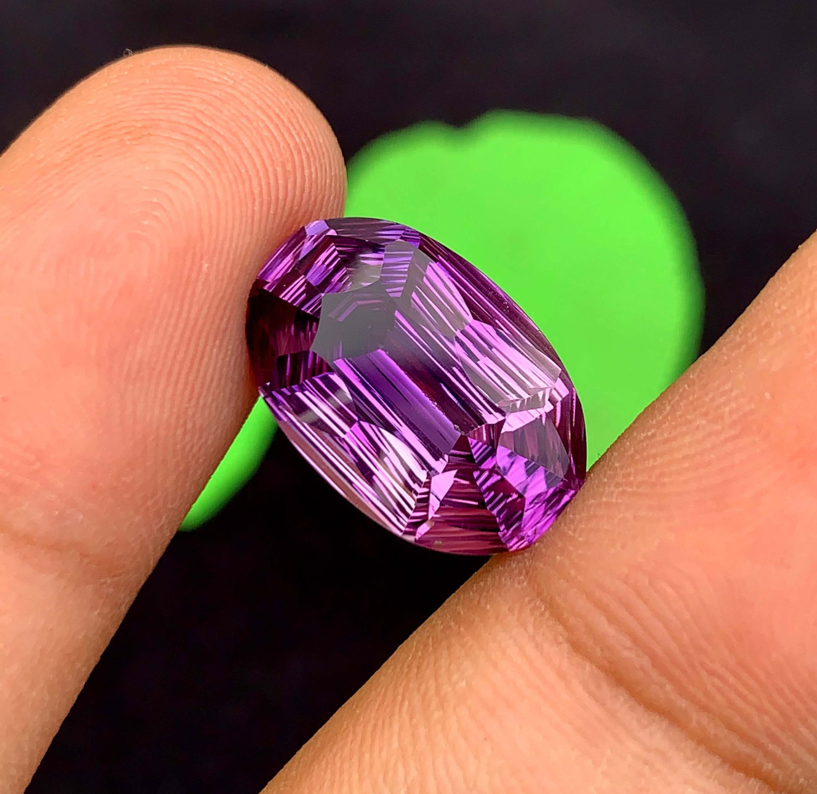Natural Amethyst Gemstone: Exquisite Fancy Cut, February Birthstone (11.15 Carats) - 4