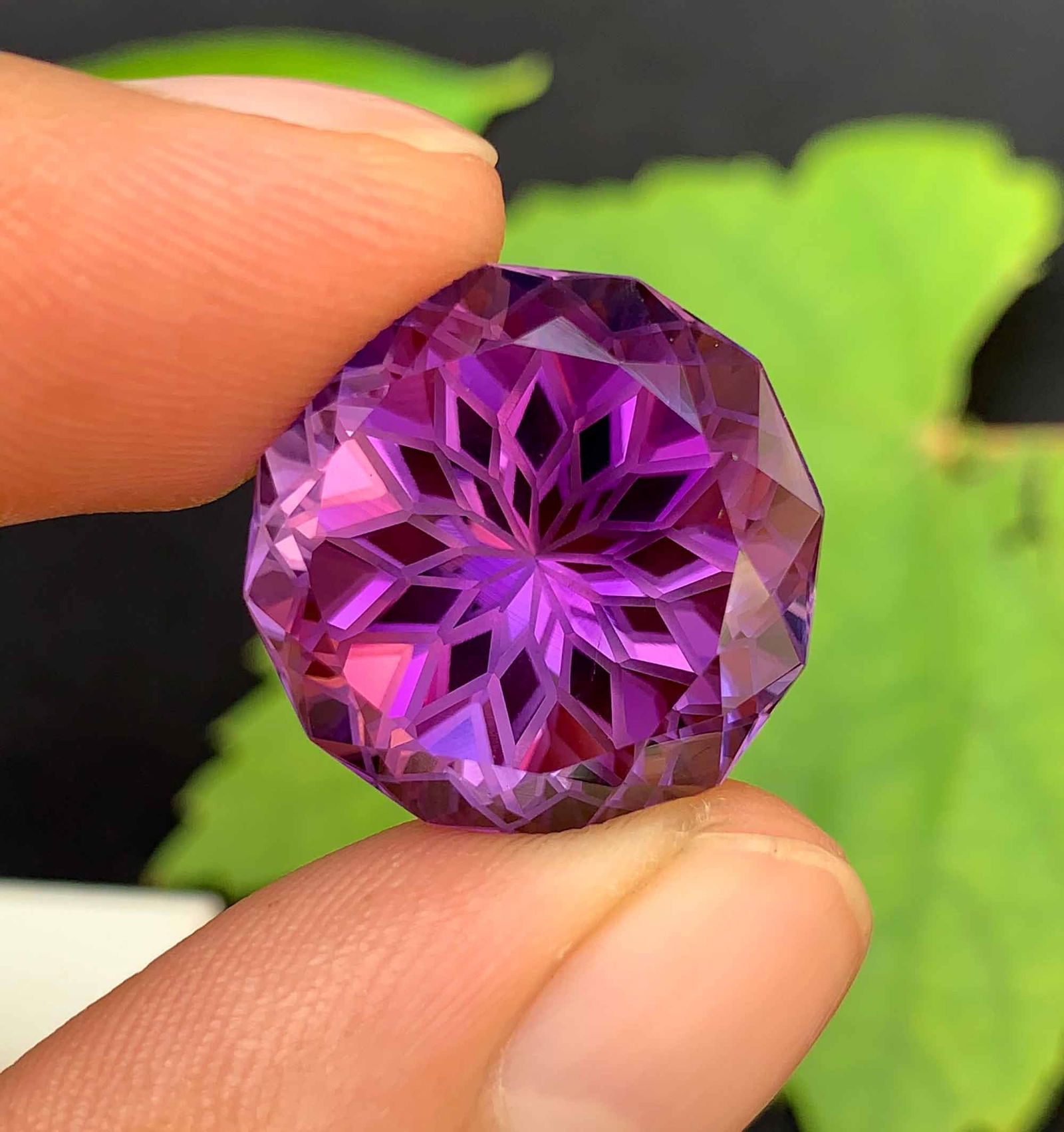 Natural Amethyst Gemstone: Precision Flower Cut, 30 Carats, February Birthstone: Title:Natural Amethyst Gemstone: Precision Flower Cut, 30 Carats, February Birthstone Description:Materials: Gemstone: Amethyst Carat weight: 30.00 Natural Amethyst Gemstone, Precision Flower Cut Amet