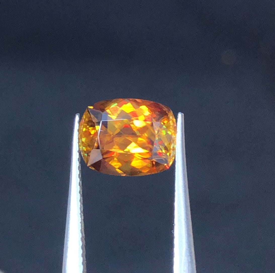1.95 Carat Rainbow Fire Natural Sparkling Sphene Gemstone For Ring Stone - 5