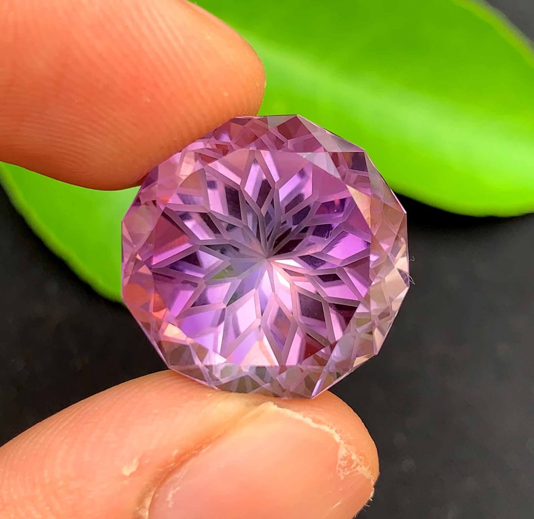 Natural Amethyst Gemstone: Precision Flower Cut, February Birthstone (22.60 Carats) - 2